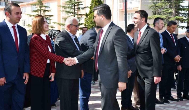 23 Nisan Coşkusu Beylikova’da hep birlikte kutlandı