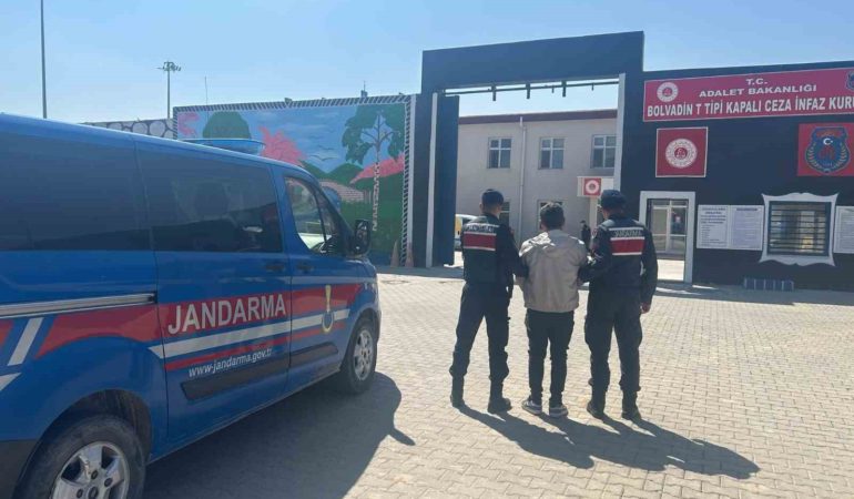 Afyonkarahisar’da hapis cezasıyla aranan şahıs yakalandı