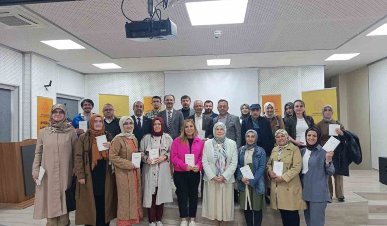 Afyonkarahisar’da Sezai Karakoç’un düşünce dünyası paylaşıldı