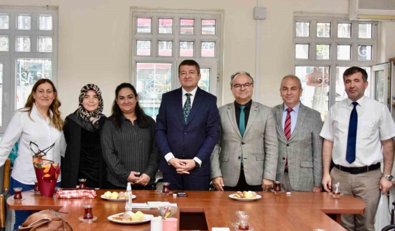 ‘Ailem’ dizisi, Bilecik’te velilere yönelik etkinliklerle tanıtılıyor