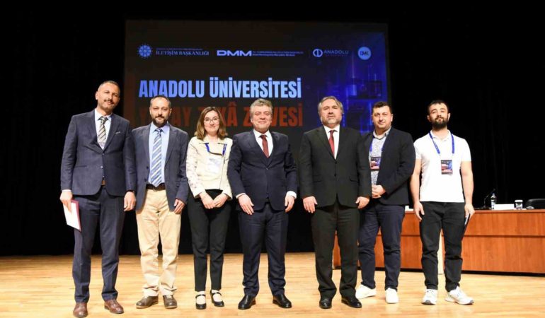 ’Anadolu Üniversitesi Yapay Zekâ Zirvesi’nin 2’nci oturumu 9 sunumla tamamlandı