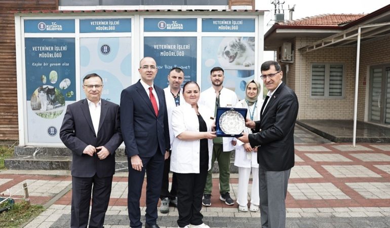 Başkan Eyüp Kahveci, Dünya Veteriner Hekimler Günü’nü kutladı