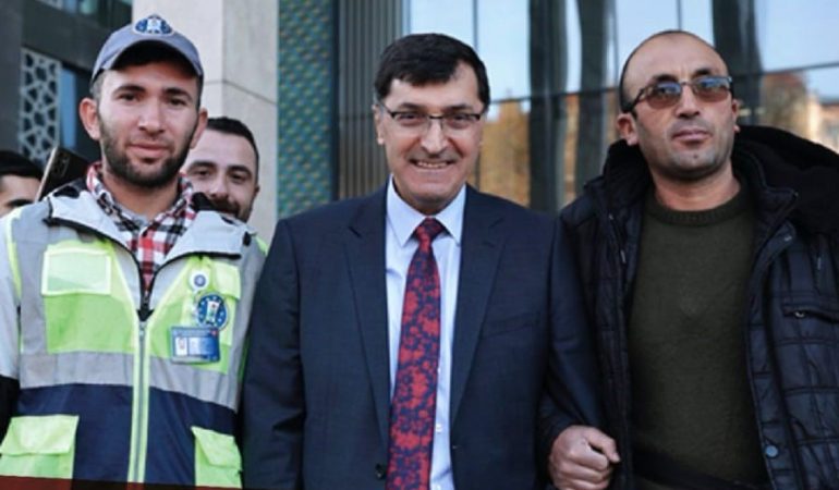 Kütahya Belediyesi’nden emekli personele 54 milyon TL kıdem tazminatı ödemesi