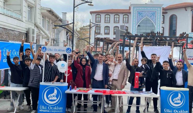 Kütahya Ülkü Ocakları’ndan 23 Nisan’a özel etkinlik