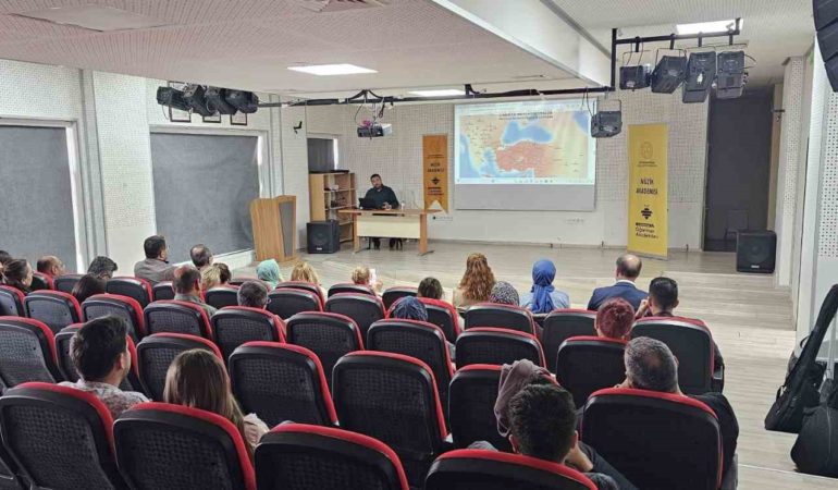 Öğretmen Akademileri etkinlikleri sürüyor