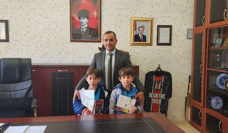 Parlak geleceğin habercisi minik gazetecilerden ilham veren röportaj