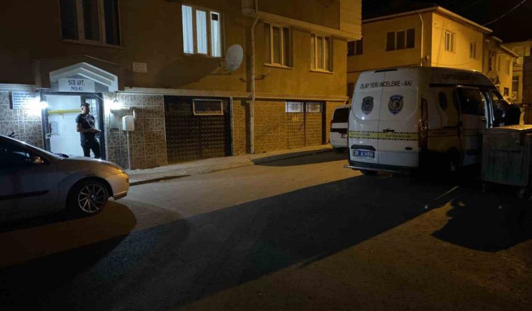 Tabancayla vuruldu, eve gidip 112’yi aradı